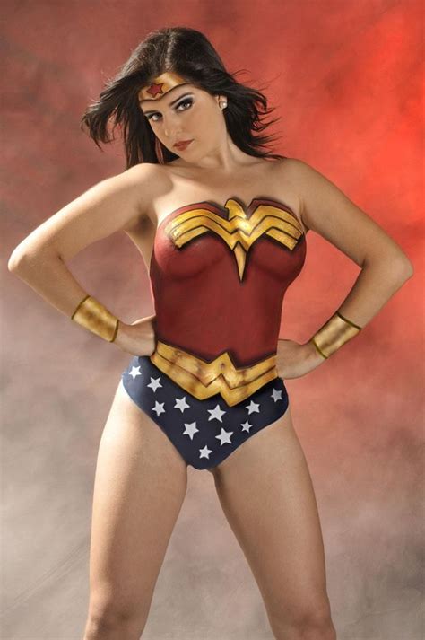 Mimi Calizaya As WONDER WOMAN (Body Paint) | Aerografia | Pinterest | Wonder woman, Armors and ...