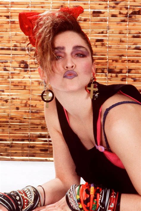 Madonna Hairstyles 80S / Lady Gaga: madonna 80s makeup : Youths have been seen wearing a similar ...