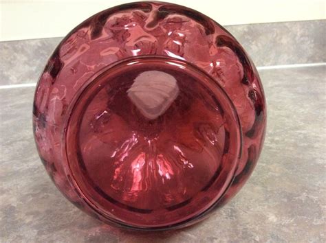 Stunning Fenton Art Glass Cranberry Daffodil Vase With a - Etsy