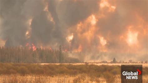 Alberta activates Emergency Management Cabinet Committee in response to wildfires | Globalnews.ca