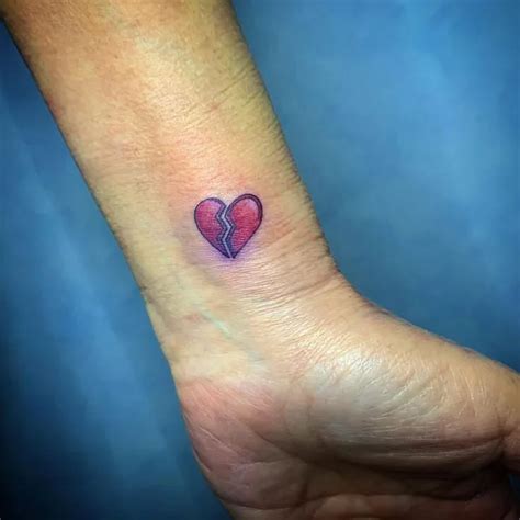 136 Meaningful Broken Heart Tattoos For Grieving With Loss