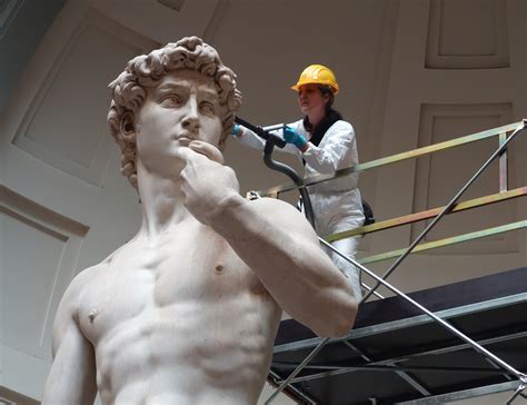 Michelangelo's David gets clean-up in Florence | Florence Daily News