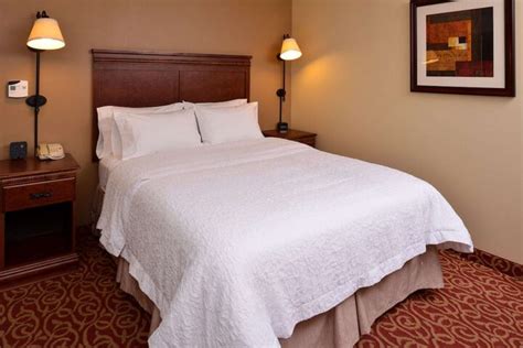 Hampton Inn by Hilton Lincoln Lincoln | Bookonline.com