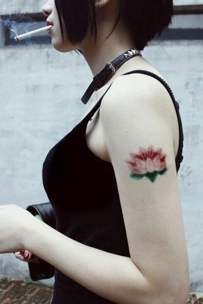 Nana Osaki lotus tattoo - LUKIRA | Nana tattoo, Tattoos, Lotus tattoo