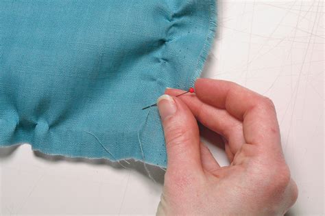 Go with the Grain - Sewing Woven Fabrics - Threads