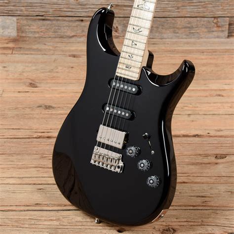 PRS Fiore Black 2021 – Chicago Music Exchange