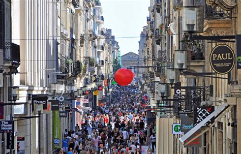 File:Bordeaux Rue Sainte Catherine R01.jpg - Wikimedia Commons