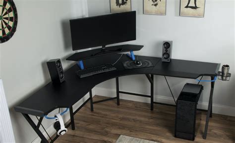 The 5 Best L-Shaped Desks for Gaming | High Ground Gaming