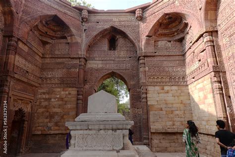 Qutb Minar, Qutub Minar, Qutab Minar, minaret, Qutb complex, victory ...