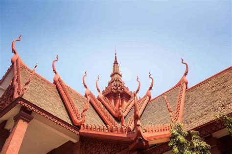 15 Interesting facts about Phnom Penh - TravelingEast