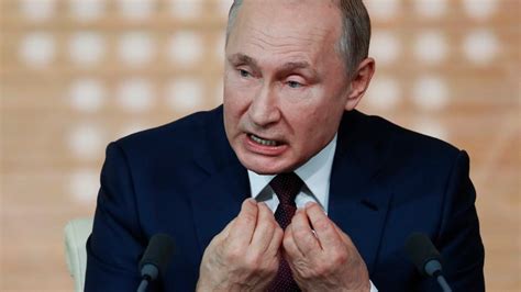 Live Blog: Putin's Annual Press Conference (Archive)