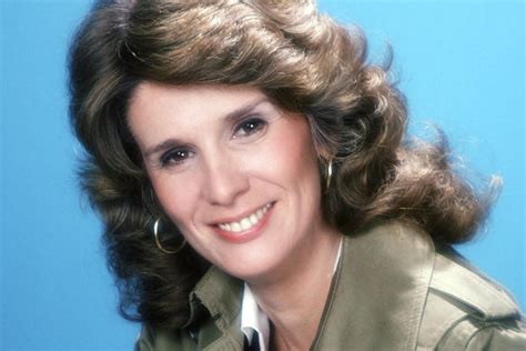 Barbara Bosson, attrice nominata agli Emmy Award per Hill Street Blues, è morta all'età di 83 anni