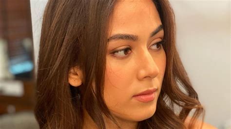 Watch: Mira Rajput Kapoor shares her minimal, one-minute make-up routine | Fashion Trends ...