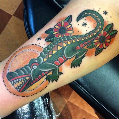 Small Alligator Tattoo : Tattoo Tattoos Alligator Designs Traditional Crocodile Gator Stomach ...