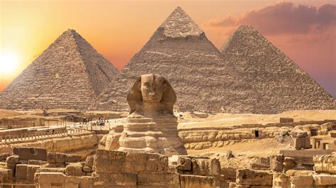 Your Guide To Visiting The Pyramids Of Giza