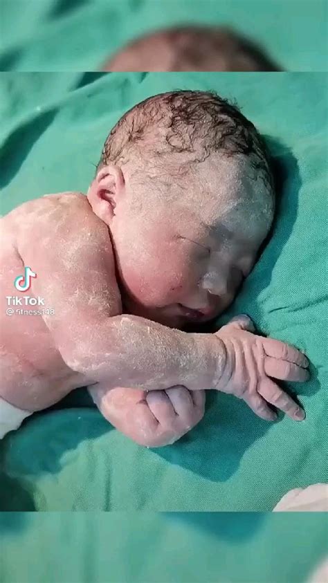 new born baby..pain | Baby photography, Cute baby pictures, Cute baby ...