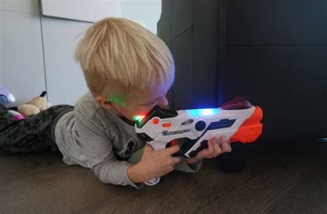 Review | NERF Laser Ops Pro Alphapoint blaster - Alles Over Speelgoed