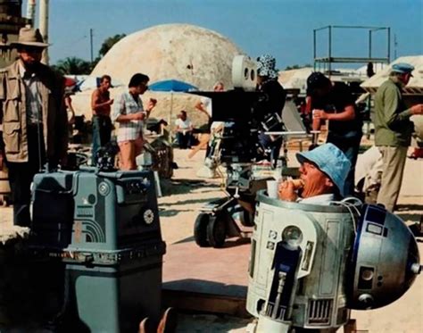 30 Behind-The-Scenes Photos Reveal How Movie Magic Happens | Bored Panda