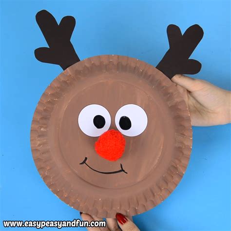 Reindeer paper plate craft with a cute red nose – Artofit