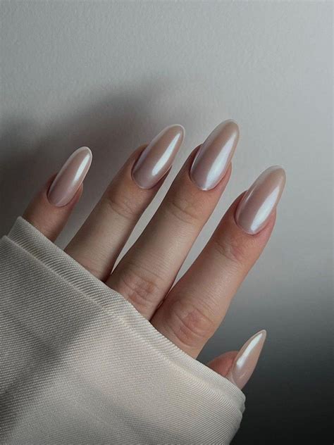 9 Nail trends that are set to dominate in 2024 in 2024 | Chrome nails, Nail trends, Blush nails