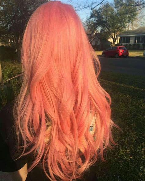 𝚁𝚎𝚊𝚌𝚝𝚒𝚘𝚗𝚜 𝚋𝚝𝚜 ~ ☀︎︎ ʟᴇᴍᴏɴ ♕ | Peachy pink hair, Hair styles, Coral hair