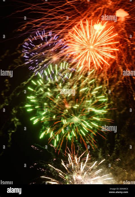 Fireworks explosion hi-res stock photography and images - Alamy