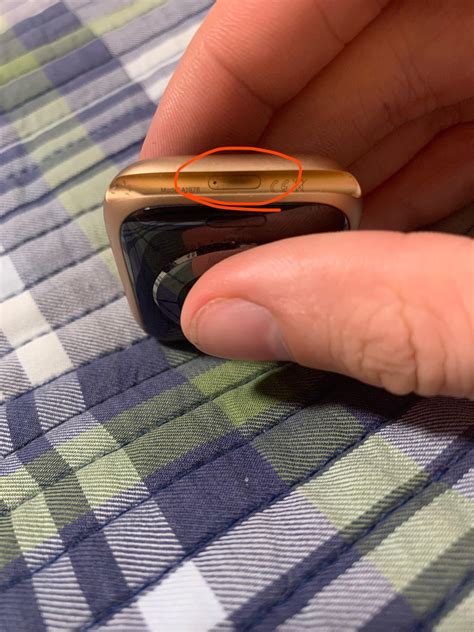 Anyone know what this is for? Looks like a tiny SIM card slot… it’s a series 4 model : r/AppleWatch