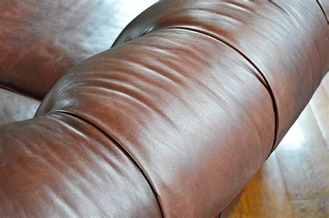 Chesterfield Style Leather Sofa | EBTH