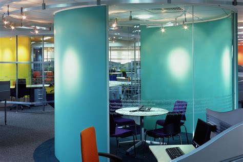 Single Glazed Frameless Glass Partitions & Walls | Avanti Systems USA | Glass partition wall ...