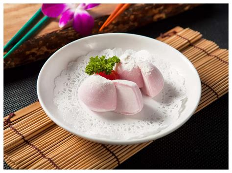 Famous Japanese Mochi cakes: Why the elderly and kids should carefully ...