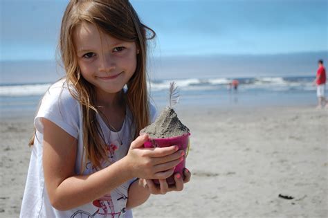 Toad's Treasures Lifestyle Family Blog by Emily Ashby: Best Family Beach Activities Part 1