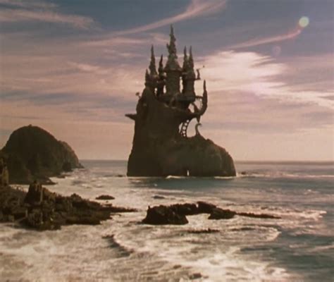 Floop's castle from Spy Kids. such an interesting place. | Spy kids, Spy kids movie, Floop spy kids