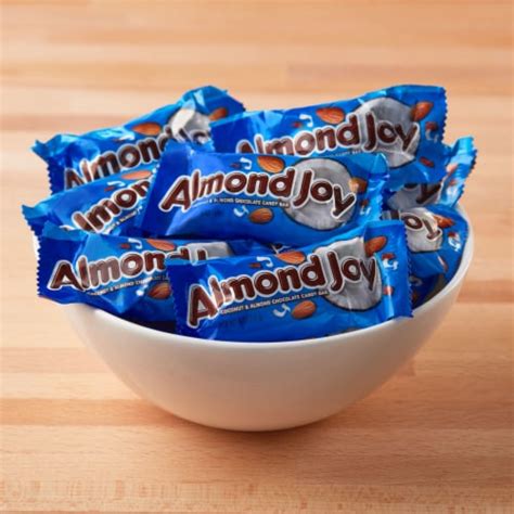 ALMOND JOY Coconut and Almond Chocolate Snack Size Halloween Candy Bag, 11.3 oz - Fry’s Food Stores