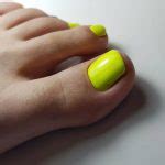 2024 Summer Toe Nail Color Trends: Elegant Designs for Dark, Light, Tan ...