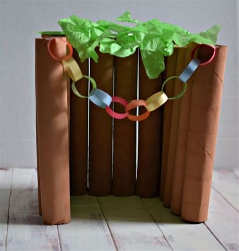 Make a Model Sukkah - Crafts & Coloring Pages - Jewish Kids