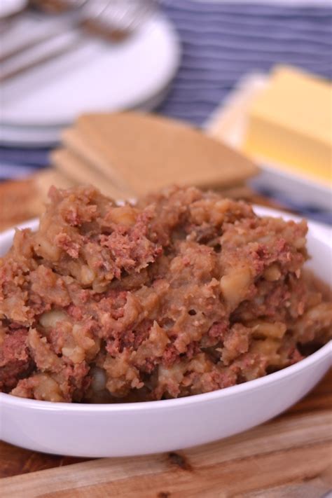 Stovies With Sausage and Corned Beef - Garcia Dentoorse