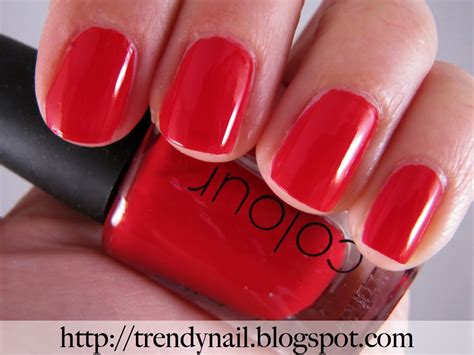 OPI:Funny bunny... unghie soffici in bianco | Trendy Nail