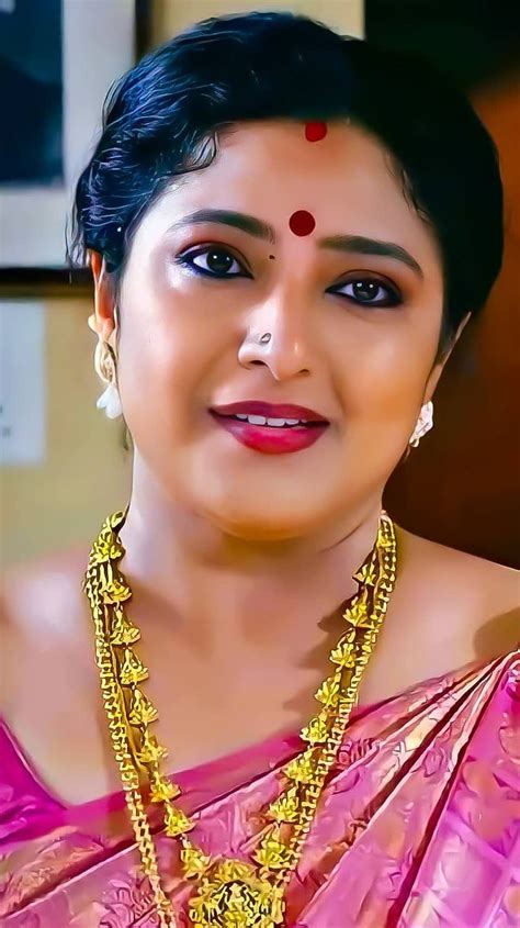 Praveena, malayalam actress, saree lover HD phone wallpaper | Pxfuel