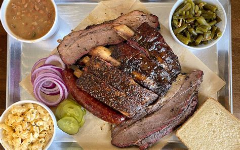 The Half Acre Serves Excellent Barbecue From the Ranch Next Door – Texas Monthly