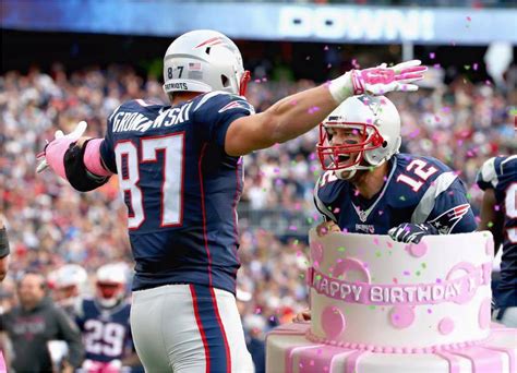 Tom Brady Birthday Card Rob Gronkowski Got A tom Brady Cake Birthday ...