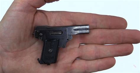 World’s Smallest Pistol – 2.7mm Kolibri Semiauto | Sia Magazine