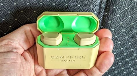 I test headphones and these 5 wireless earbuds have the best battery ...