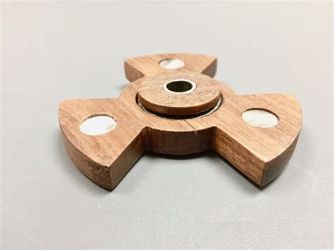 8 Fidget Spinner Wood Designs 2k24 - wood idea bantuanbpjs