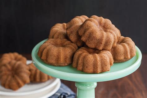 Mini Spice Pound Cakes recipe - Nordic Ware Australia