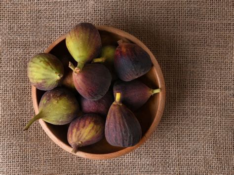 13 Different Types of Figs to Explore From Sweet to Tender - Insanely Good