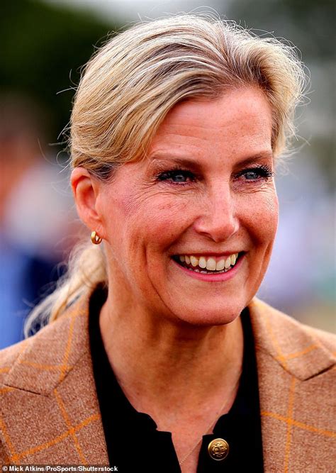 Duchess of Edinburgh attends agricultural show in Yorkshire - Hot ...