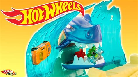 Hot Wheels Piste L'attaque du Requin Shark Beach Battle Jouets Mattel Toy Review Kids - YouTube