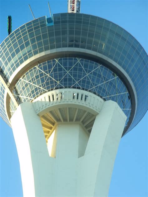 Life's Perception & Inspiration: Stratosphere Observation Deck