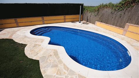 40+ Beauty Small Design Ideas Swimming Pool - Page 7 of 42 in 2020 | Swimming pools, Swimming ...