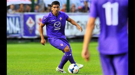 Skills David Pizarro-Fiorentina by FiorentinoFinoAllaMorte - YouTube